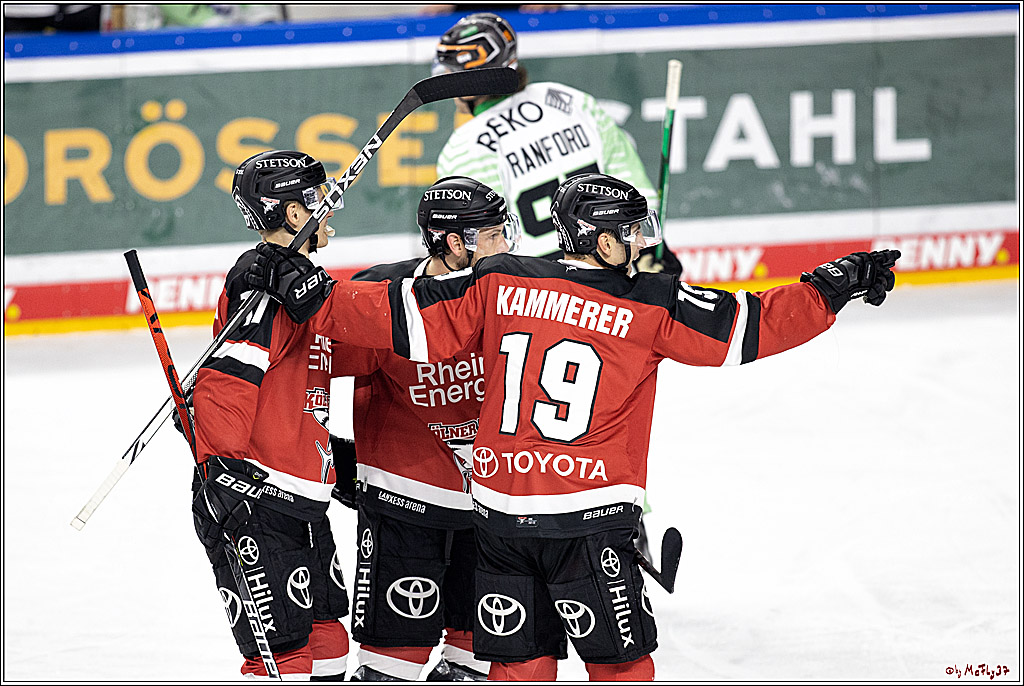 PENNY DEL;  Koelner Haie - Bietigheim Steelers; Koeln, 19.11.2021